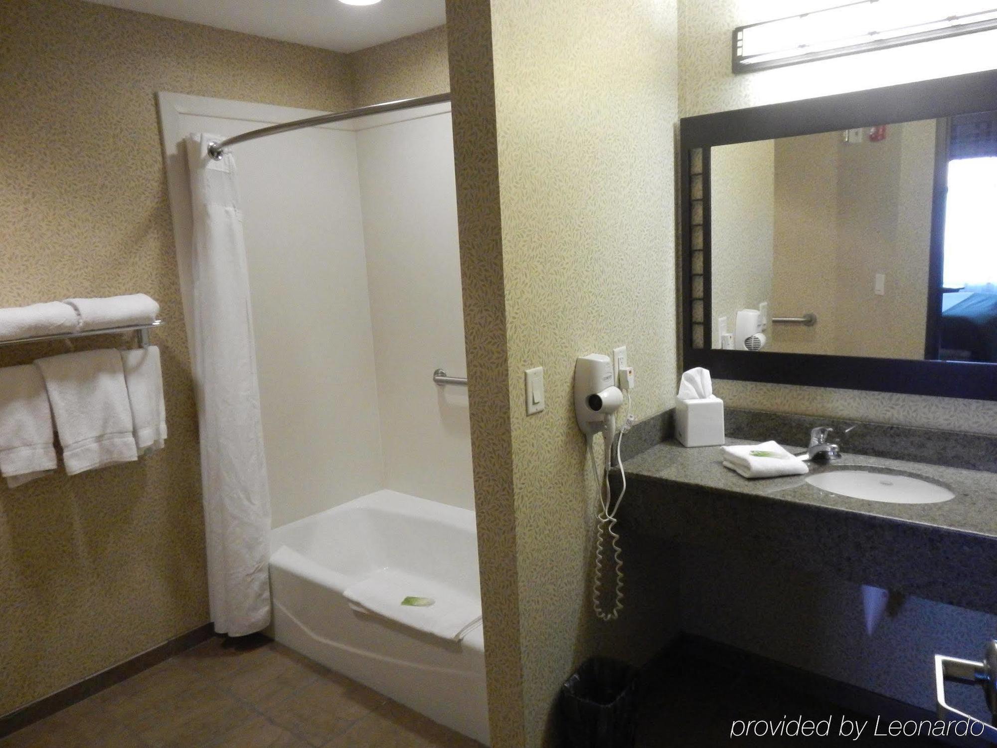 Express & St George North - Zion By Ihg Hotel Washington