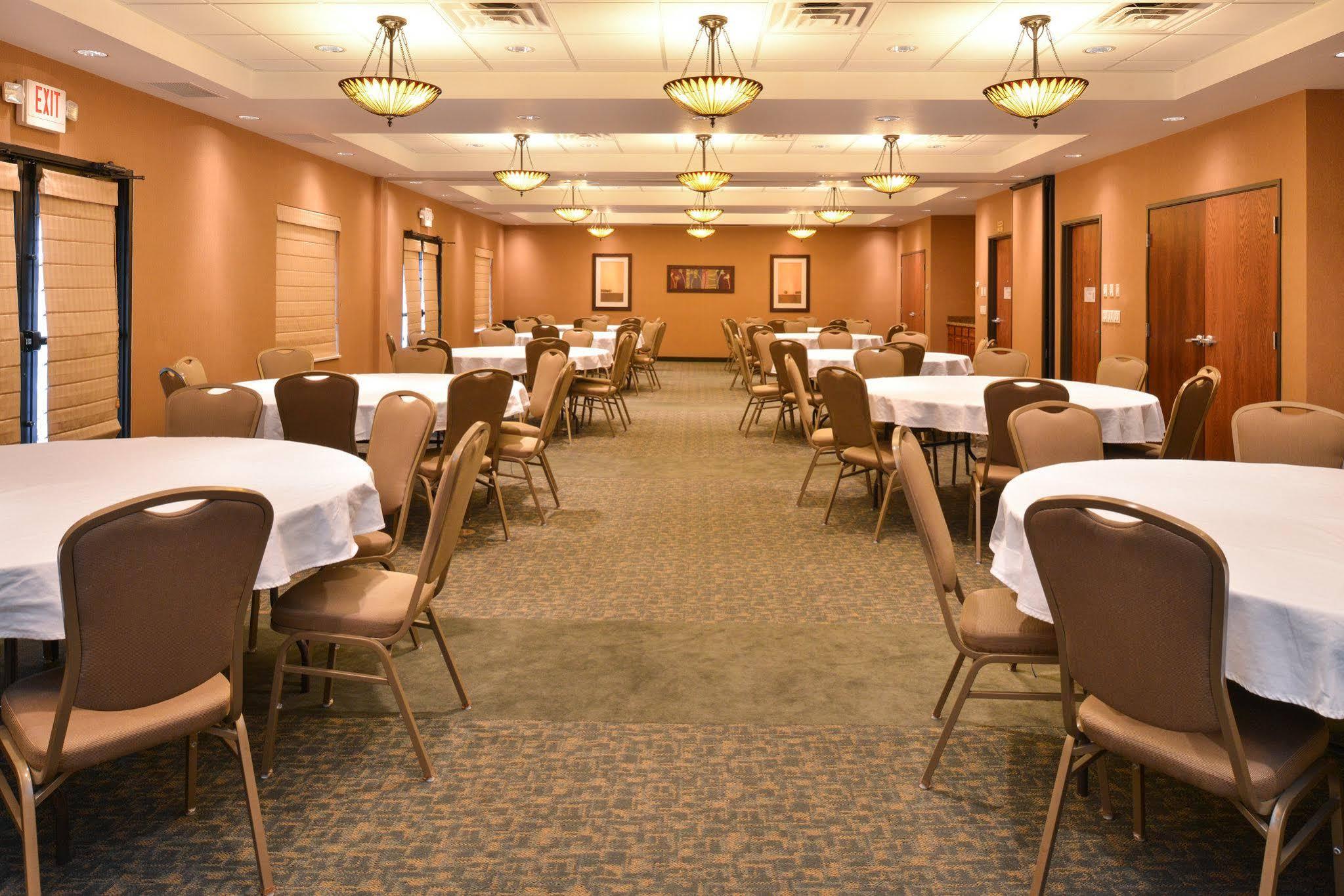 Holiday Express & St George North - Zion By Ihg Hotel Washington